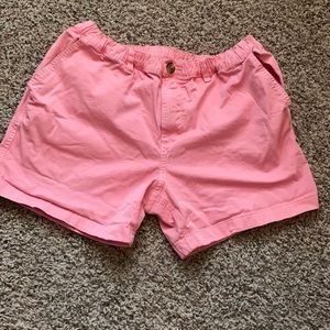 Men’s Chubbies Shorts. Large 5.5 salmon
